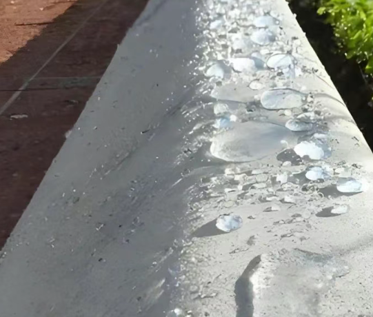 阿图什硅烷浸渍涂料在混凝土保护中的应用